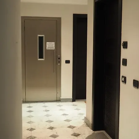 La Dimora Di Palazzo Serra A 200 Mt Dall'acquario Appartamento